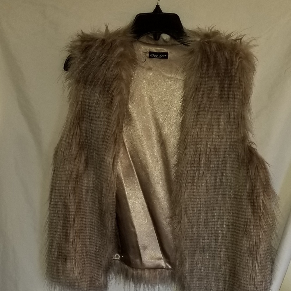 Brand New Dor Dor Faux Vest